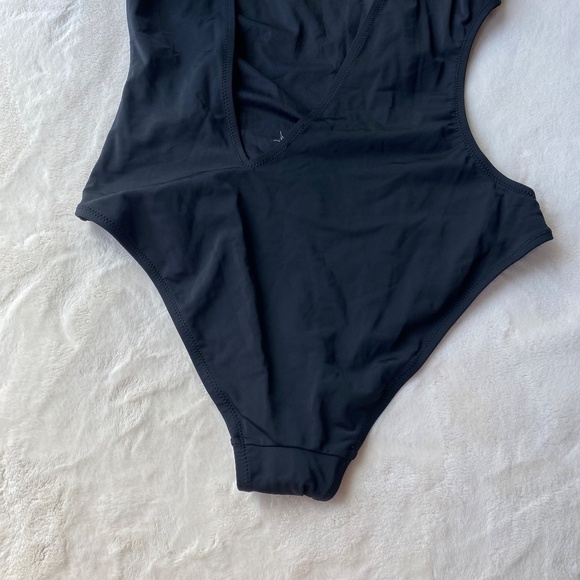New! AllSisters Andromedae Swimsuit Black Cut-out One Piece 19740 - Picture 8 of 15